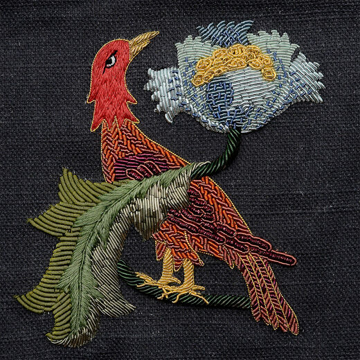 Arts & crafts birds embroidery kit by Hand & Lock